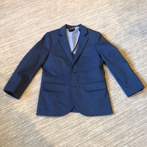 JCrew Boys Thompson suit jacket in flex chino. Navy blue. Size 4-5. Worn once.